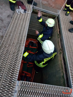 Übung 1. Zug Schwerpunktfeuerwehr Einbeck_55